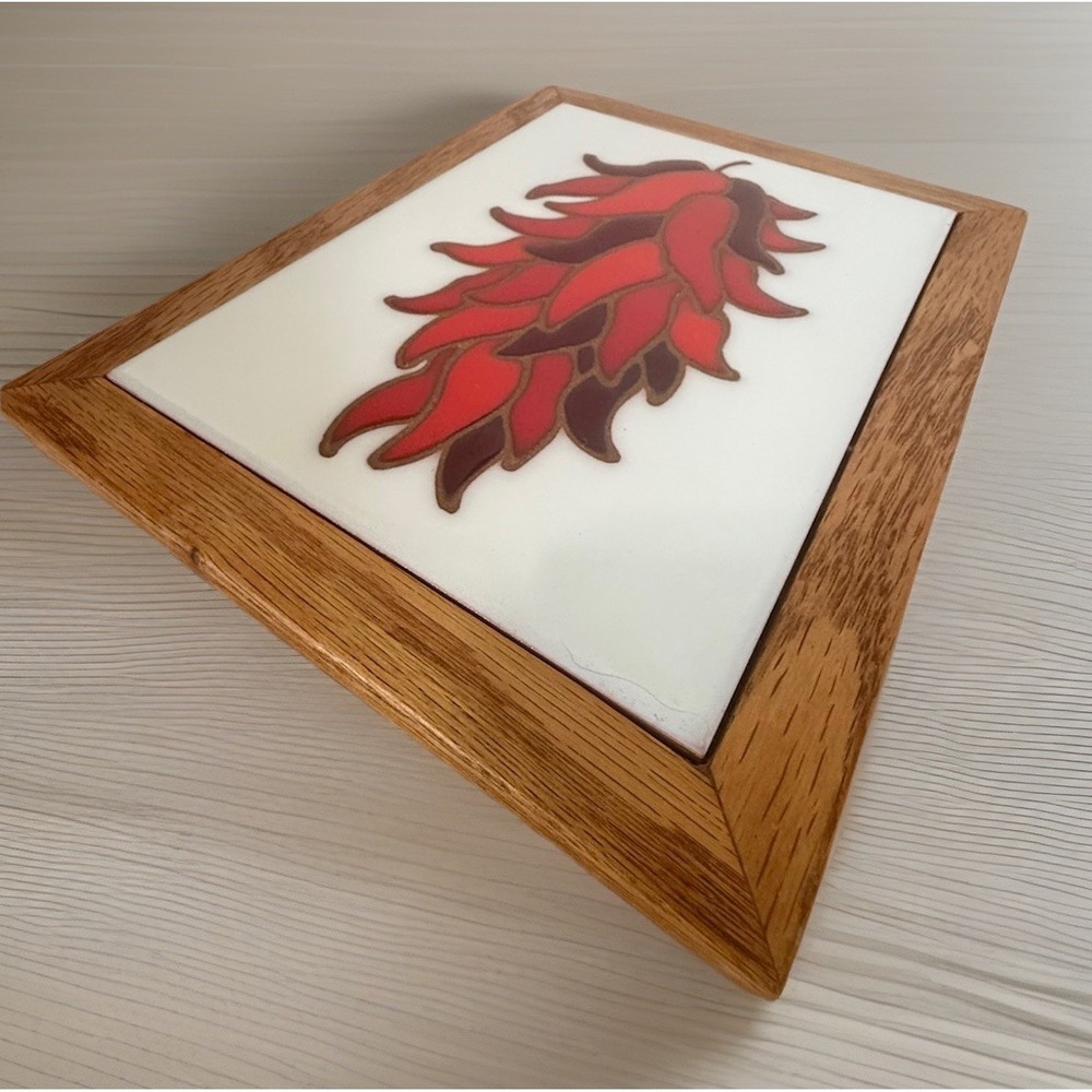 Wood Framed Red‎ Hot Chili Pepper Tile Trivet 7.5x9.5 Santa Fe Art Wall Hang EUC